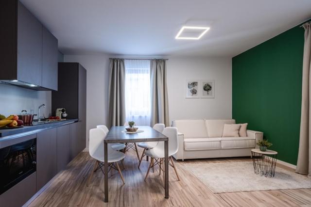 Cityapartments ชวาซ ภายนอก รูปภาพ