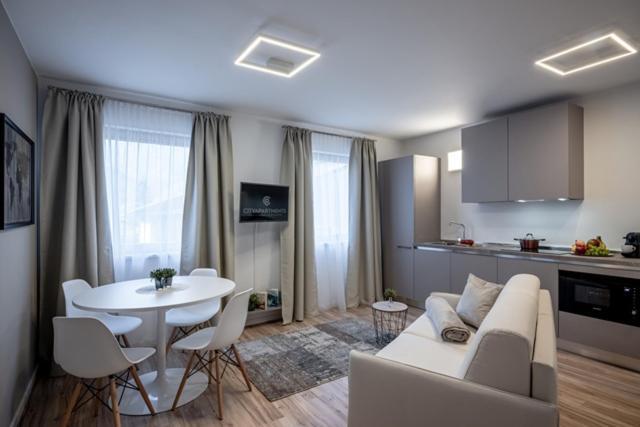 Cityapartments ชวาซ ภายนอก รูปภาพ